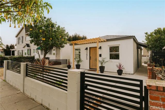 12846 Short Avenue, Los Angeles, CA 90066