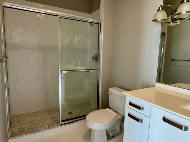 313 NE 2ND ST 703, Fort Lauderdale, FL 33301