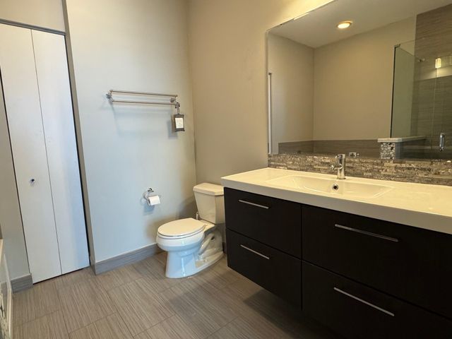 313 NE 2ND ST 703, Fort Lauderdale, FL 33301