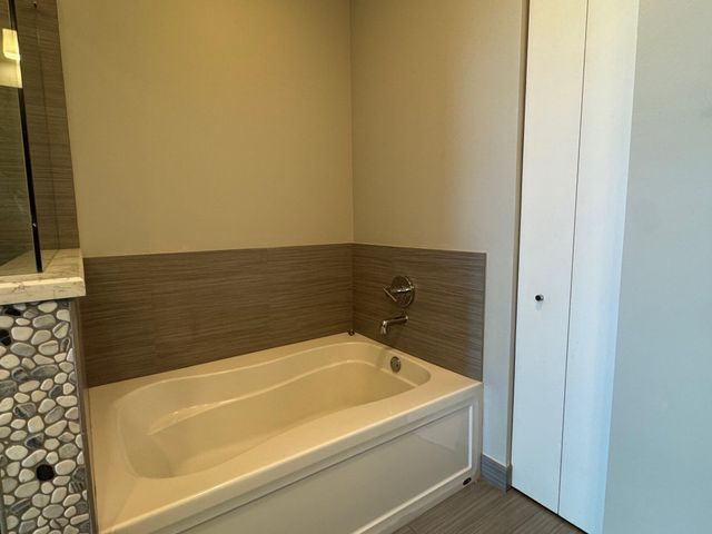 313 NE 2ND ST 703, Fort Lauderdale, FL 33301