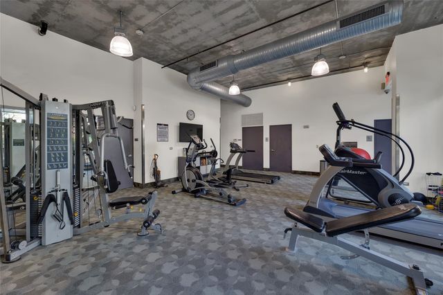 313 NE 2ND ST 703, Fort Lauderdale, FL 33301