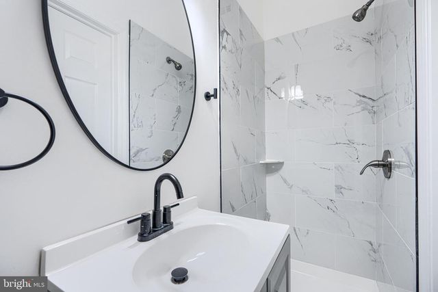 5-7 S CARROLLTON AVE, Baltimore, MD 21223