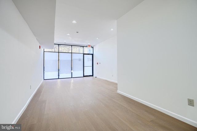 5-7 S CARROLLTON AVE, Baltimore, MD 21223