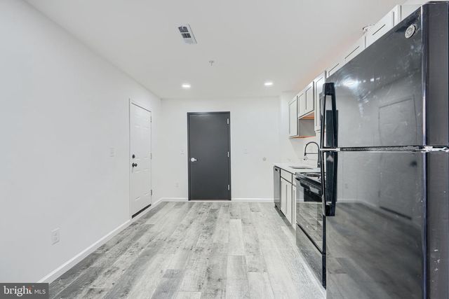 5-7 S CARROLLTON AVE, Baltimore, MD 21223