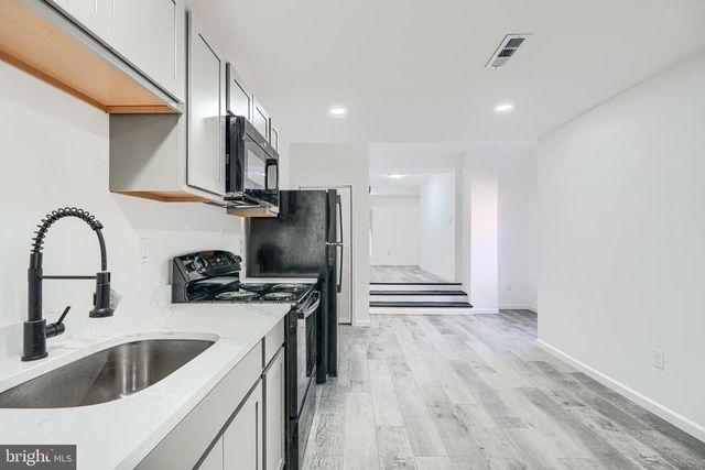 5-7 S CARROLLTON AVE, Baltimore, MD 21223