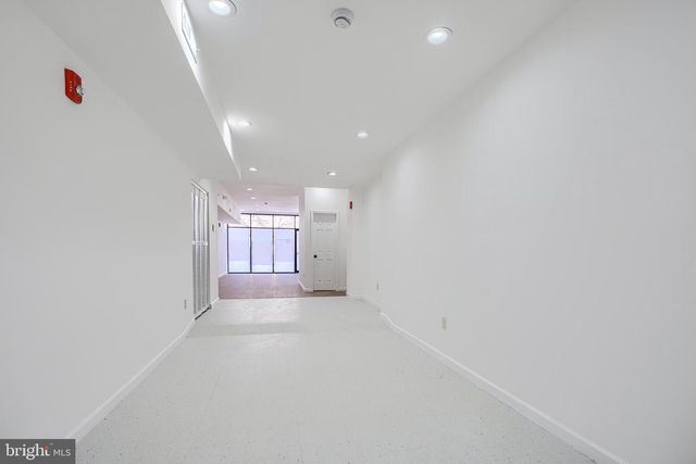 5-7 S CARROLLTON AVE, Baltimore, MD 21223