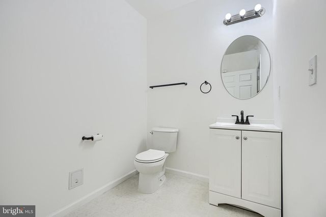 5-7 S CARROLLTON AVE, Baltimore, MD 21223