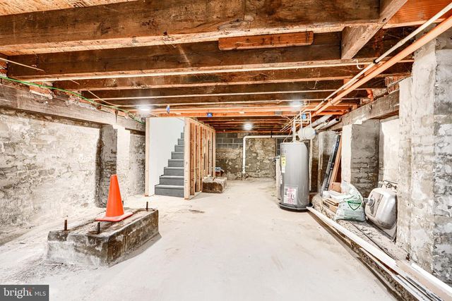 5-7 S CARROLLTON AVE, Baltimore, MD 21223