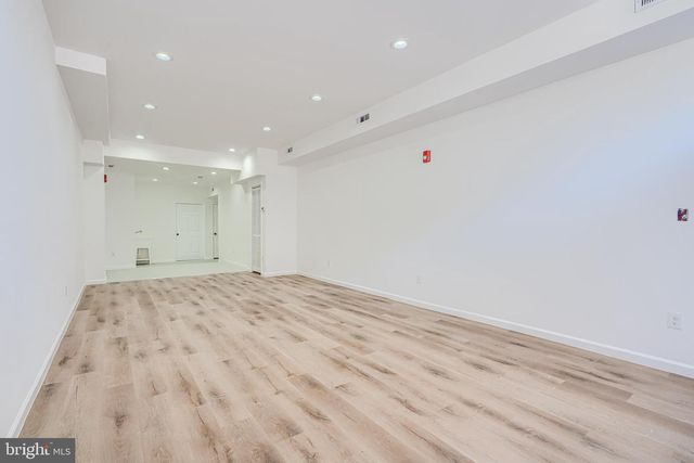 5-7 S CARROLLTON AVE, Baltimore, MD 21223