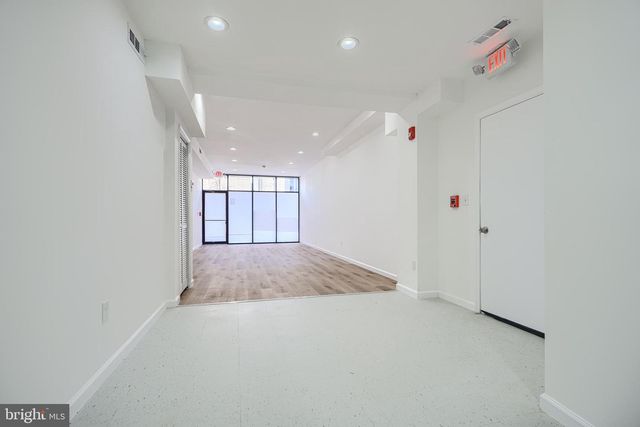 5-7 S CARROLLTON AVE, Baltimore, MD 21223