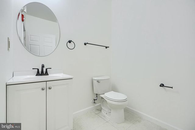 5-7 S CARROLLTON AVE, Baltimore, MD 21223