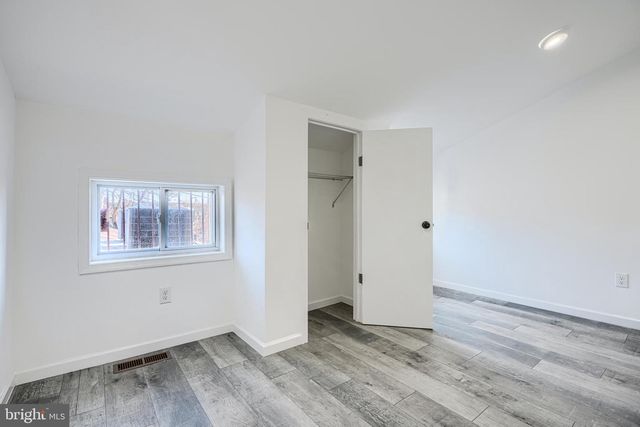 5-7 S CARROLLTON AVE, Baltimore, MD 21223