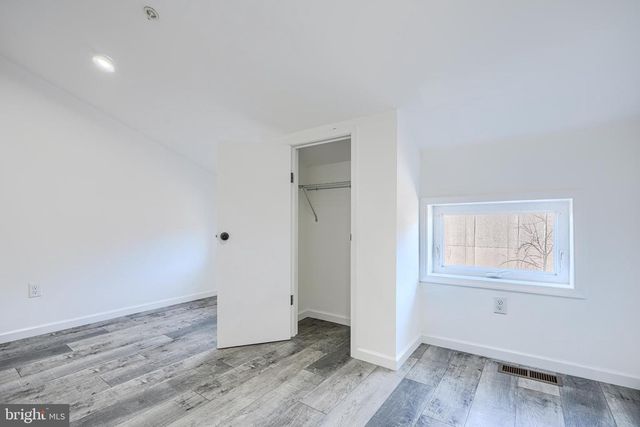 5-7 S CARROLLTON AVE, Baltimore, MD 21223