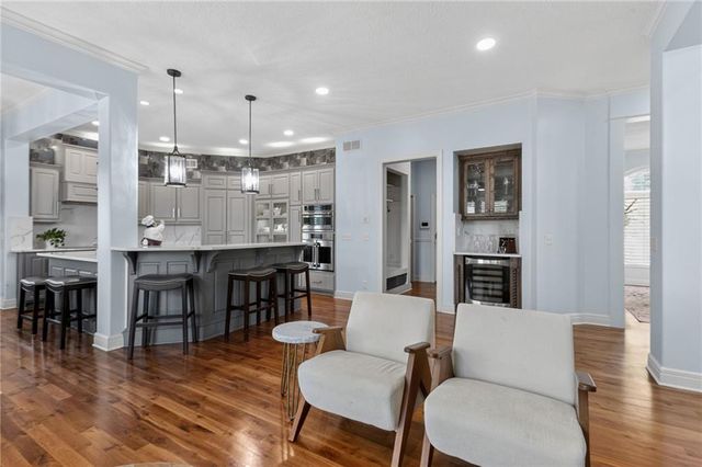 9512 W 162nd Street, Overland Park, KS 66085