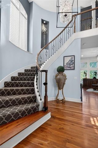 9512 W 162nd Street, Overland Park, KS 66085