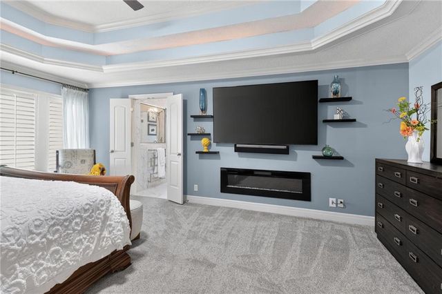 9512 W 162nd Street, Overland Park, KS 66085