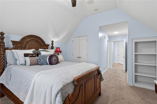 9512 W 162nd Street, Overland Park, KS 66085