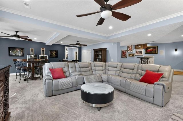 9512 W 162nd Street, Overland Park, KS 66085