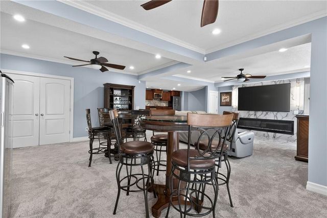 9512 W 162nd Street, Overland Park, KS 66085