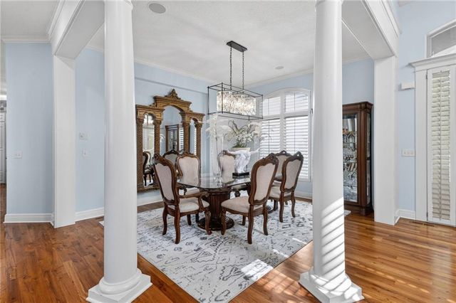 9512 W 162nd Street, Overland Park, KS 66085