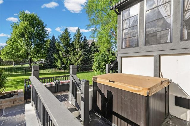 9512 W 162nd Street, Overland Park, KS 66085