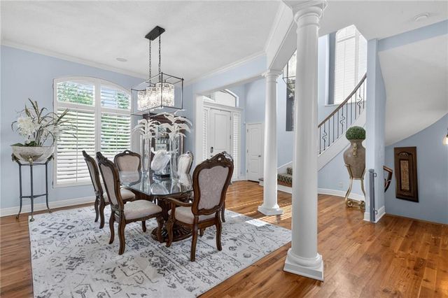 9512 W 162nd Street, Overland Park, KS 66085