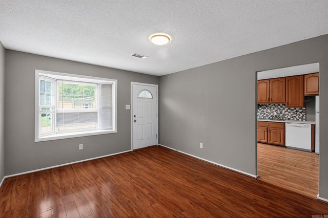 1008 Ferrell Drive, Jacksonville, AR 72076