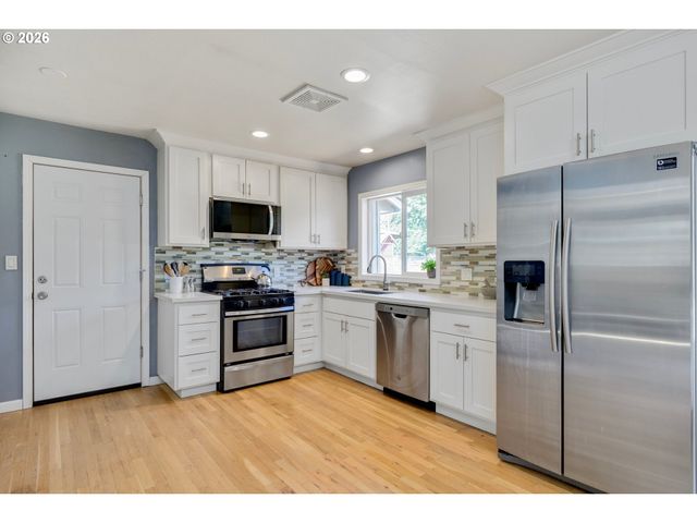 14050 Sw BUTNER Rd, Beaverton, OR 97006