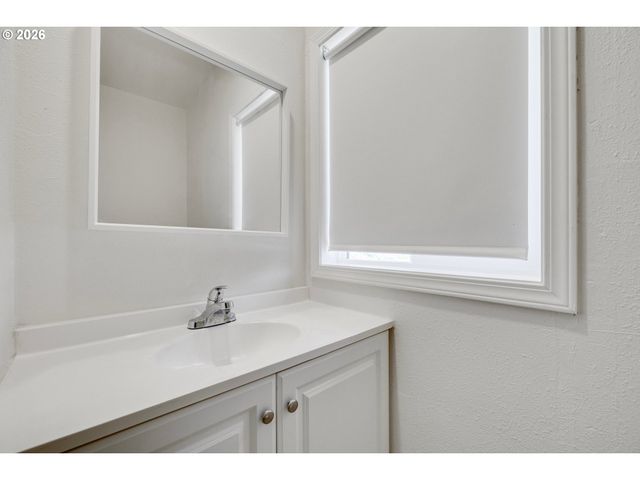 14050 Sw BUTNER Rd, Beaverton, OR 97006