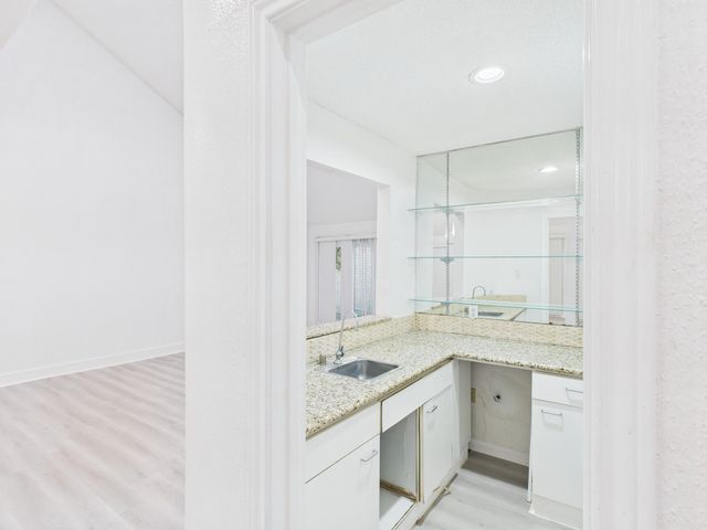 7610 Hopewell Lane, Houston, TX 77071