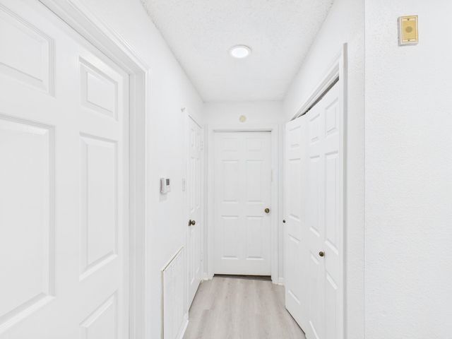 7610 Hopewell Lane, Houston, TX 77071