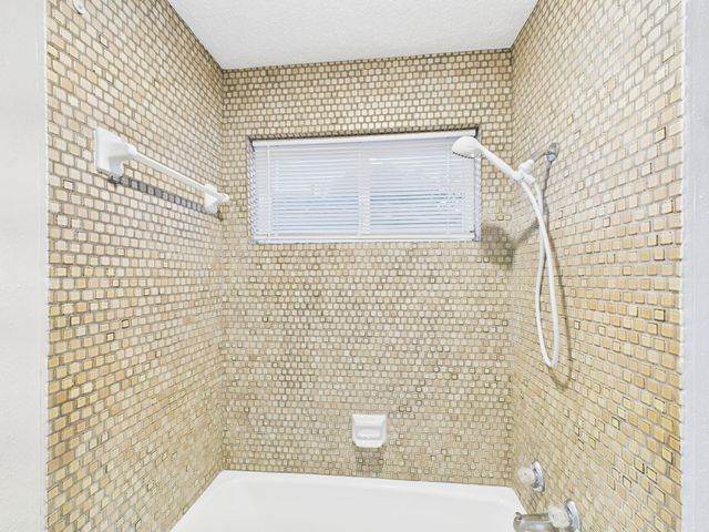 7610 Hopewell Lane, Houston, TX 77071