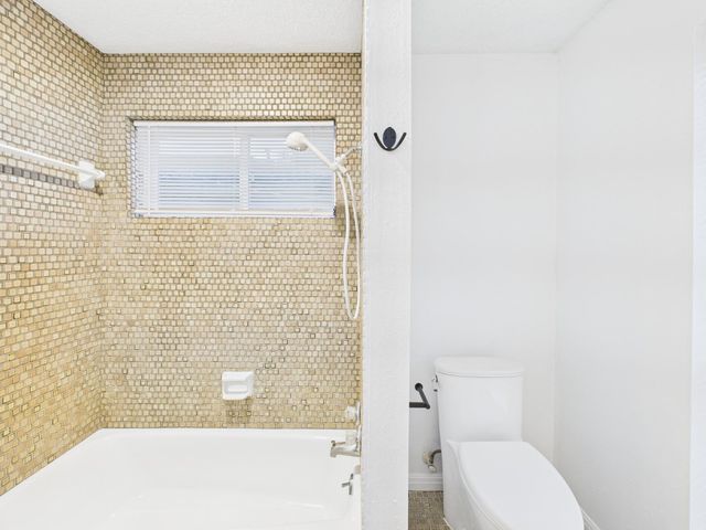 7610 Hopewell Lane, Houston, TX 77071