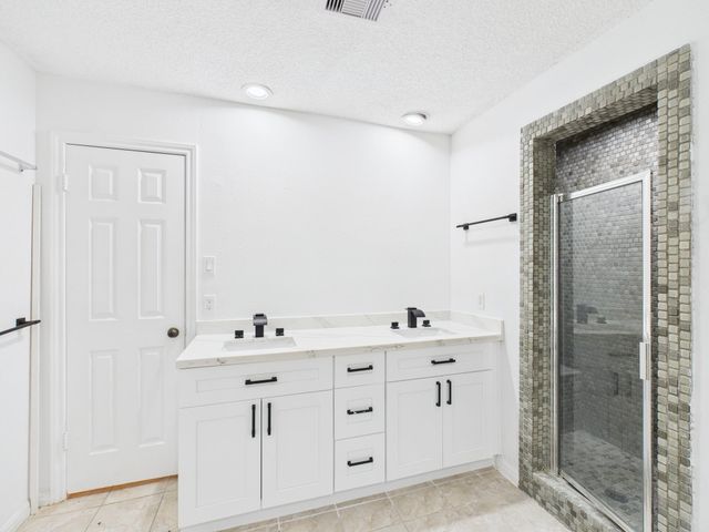 7610 Hopewell Lane, Houston, TX 77071