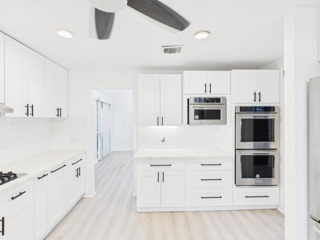 7610 Hopewell Lane, Houston, TX 77071