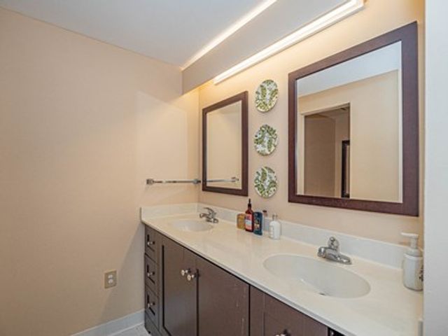 5075 Harmony Circle 302, Vero Beach, FL 32967