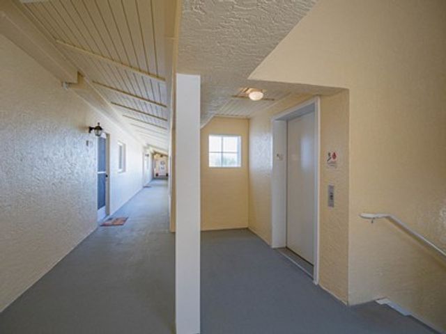 5075 Harmony Circle 302, Vero Beach, FL 32967