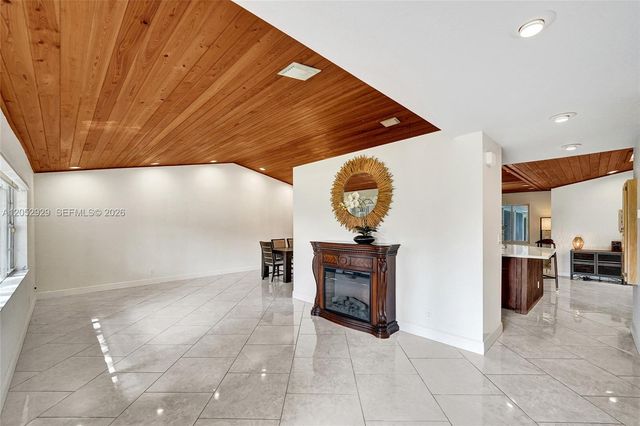 2255 SW 145th Ave, Davie, FL 33325