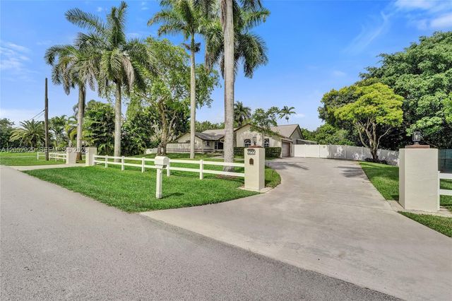 2255 SW 145th Ave, Davie, FL 33325