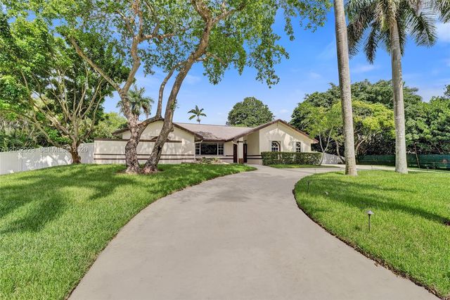 2255 SW 145th Ave, Davie, FL 33325