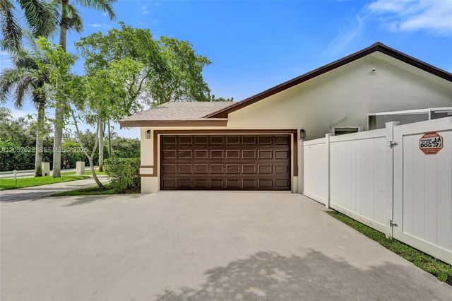 2255 SW 145th Ave, Davie, FL 33325