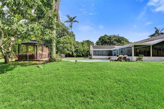 2255 SW 145th Ave, Davie, FL 33325