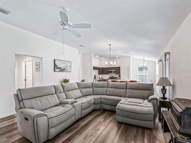4438 CAMEO CIRCLE, The Villages, FL 32163