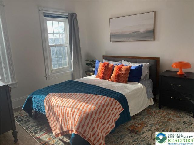 37 Evergreen Street, Nazareth Boro, PA 18064