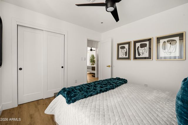 919 W PORT ROYALE Lane, Phoenix, AZ 85023