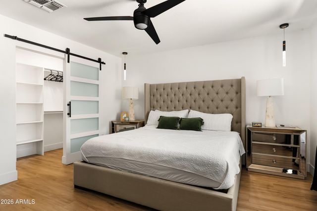 919 W PORT ROYALE Lane, Phoenix, AZ 85023