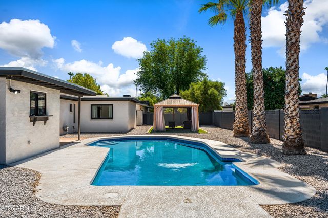 919 W PORT ROYALE Lane, Phoenix, AZ 85023