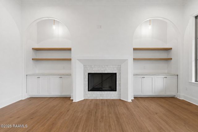 600 Traditions Drive, Lafayette, LA 70508