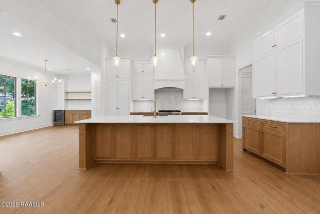 600 Traditions Drive, Lafayette, LA 70508