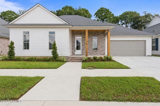 600 Traditions Drive, Lafayette, LA 70508